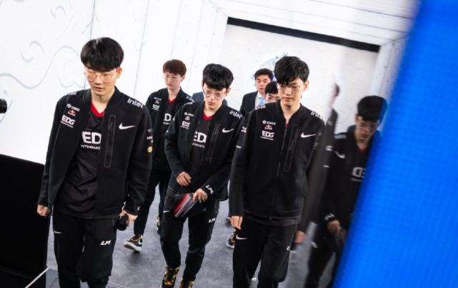 狀況也是一 狀況也是一