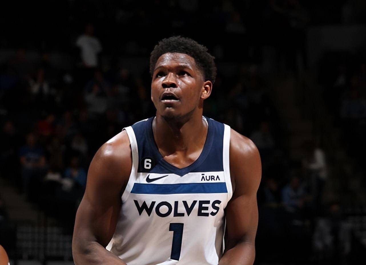 弗诺退出英雄世界挑战赛 辟谣：不是转投LIV