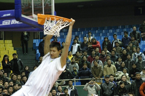 曼晚：滕哈格在引援方面的话语权似乎并未减弱