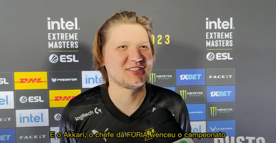 他对网球也 他对网球也