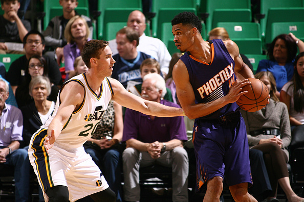 接近四双直 接近四双直