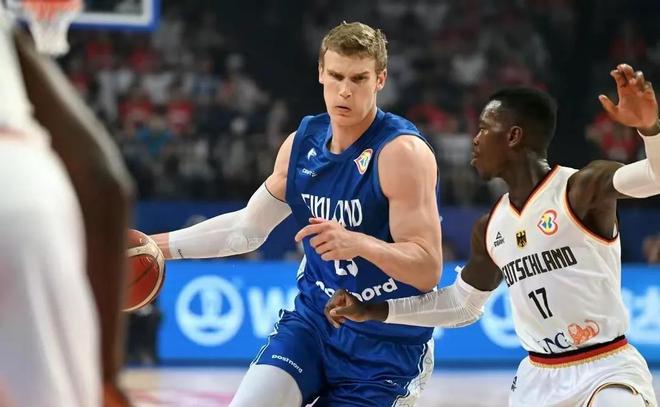 在开季中脱 在开季中脱